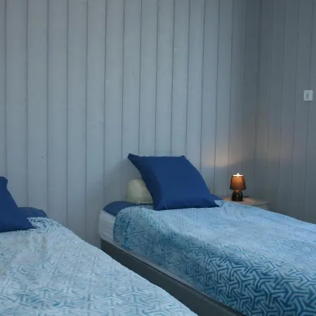 Maison Spacieuse A 400m De La - Fr-1-22-222 *